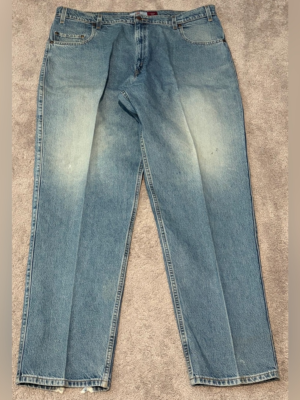 VTG Levi Strauss Signature Loose Fit 545 Denim Jeans Gold Tag Size 42x34 -Starch